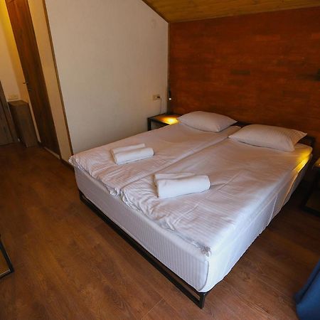 Sno Inn Kazbegi ภายนอก รูปภาพ